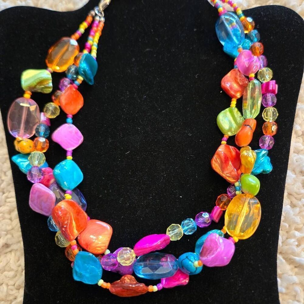 NWOT 3 Strand Colorful Bead Necklace